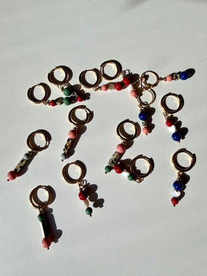 Élise – Ohrringe mit bunten Perlenmix & Edelstahl 18k vergoldet