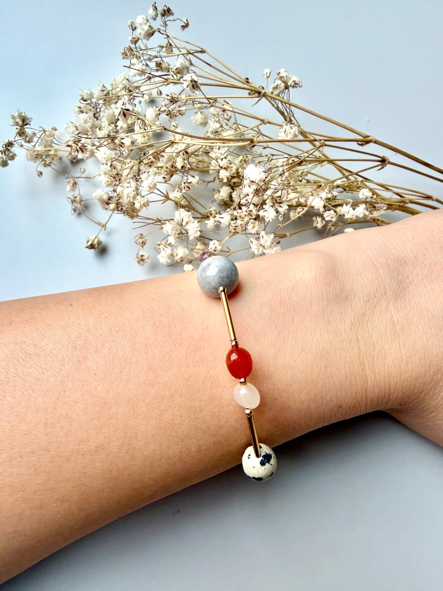 Color Bliss – Edelsteinarmband mit Goldakzenten – handgefertigt