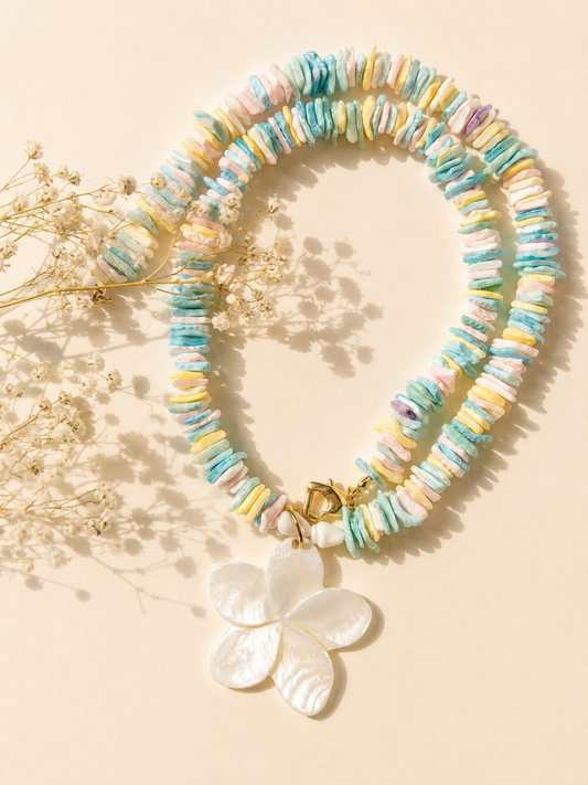 Blossom Shell – Pastell Halskette mit Muschelblüte – handgefertigt