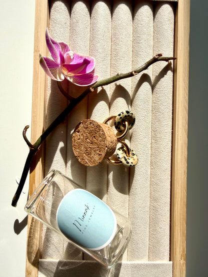 Stone Circle – Gold-plated hoop earrings with natural stone donut pendants – handmade