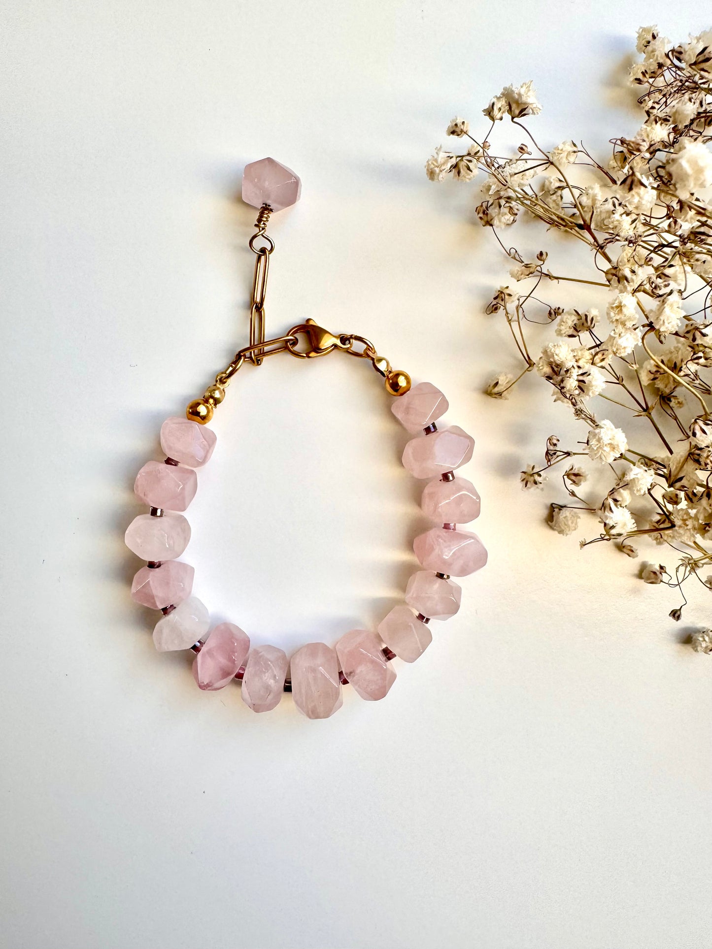 Chunky-Armband aus facettiertem Rosenquarz