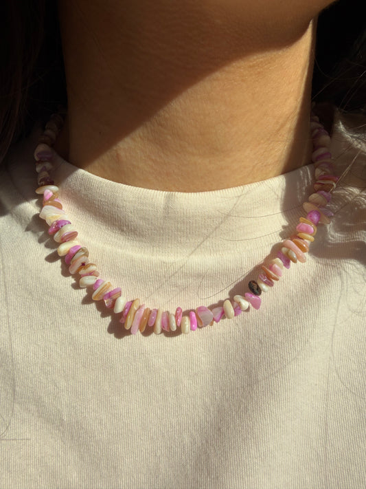 Pink Shell Glow – Muschel Kette in Pink- & Creme-Tönen – handgefertigt
