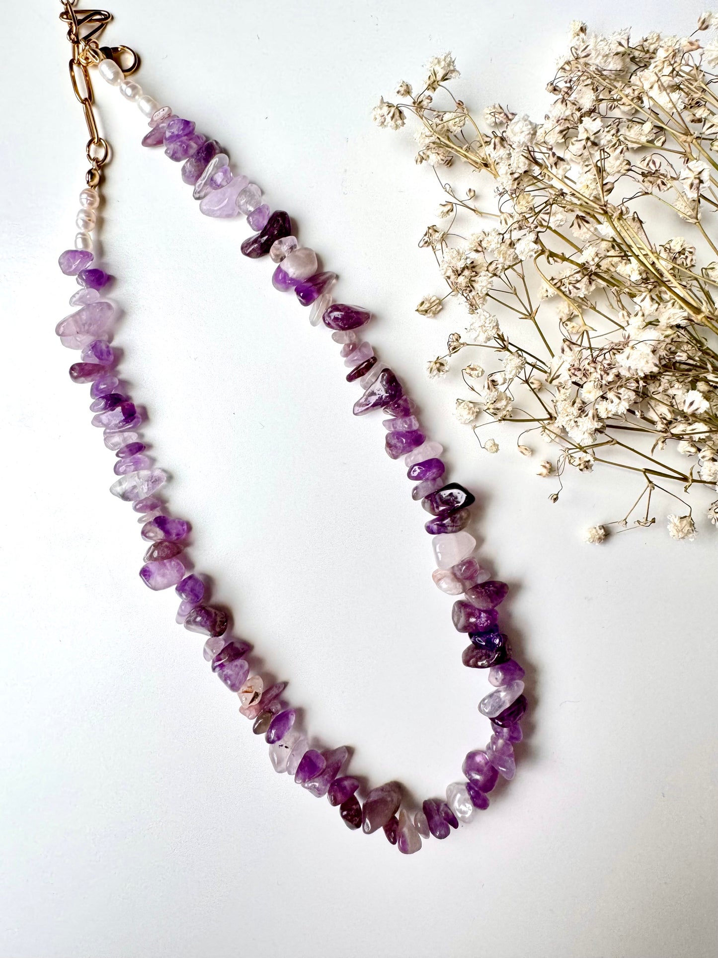 Gem Chip Necklace – 18k vergoldete Halskette mit Edelsteinchips in 4 Farben