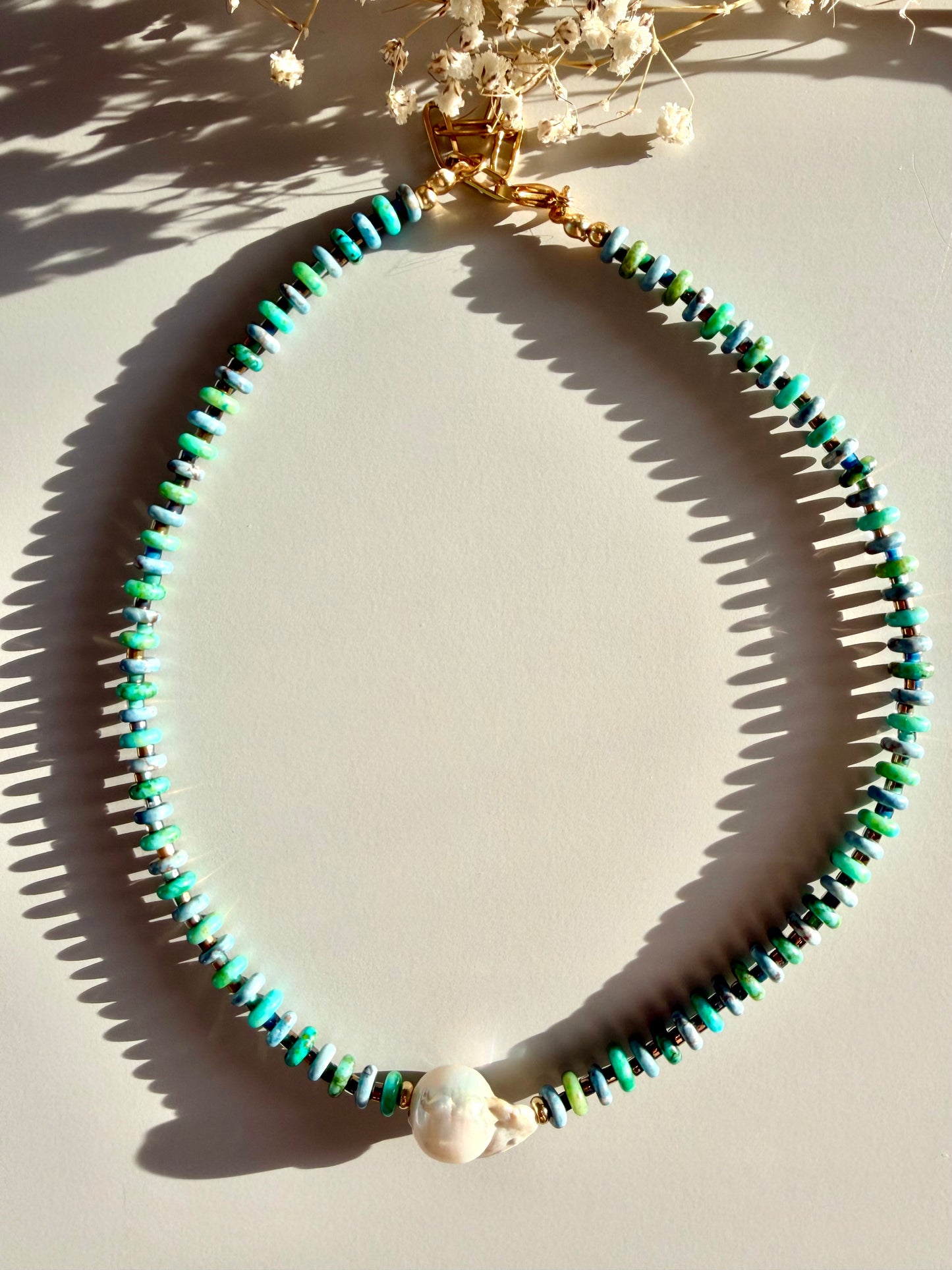 Lagoon Pearl – 18k gold-plated gemstone necklace with freshwater pearl – handmade