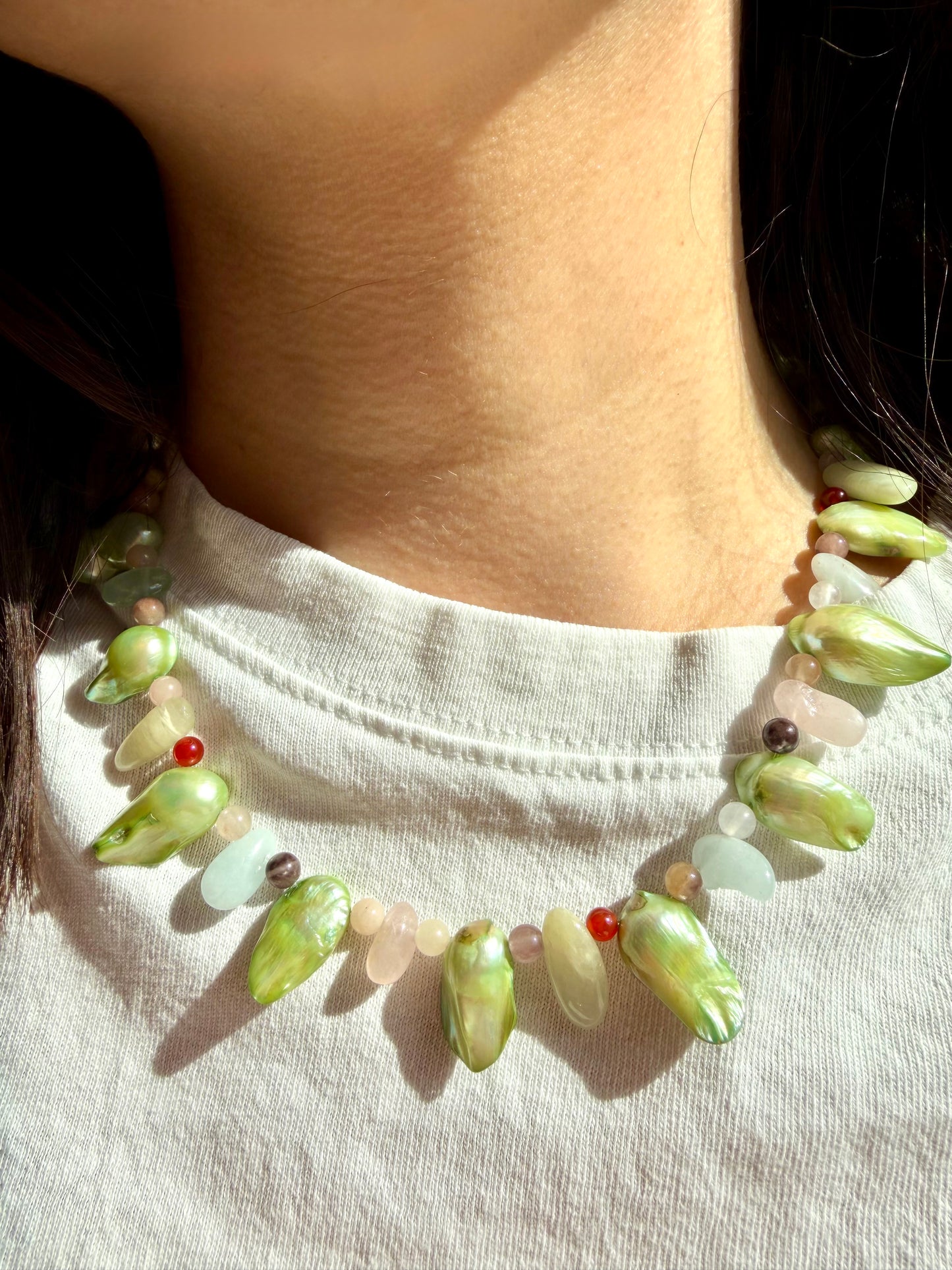 Green Pearl – Halskette mit Barockperlen & Edelstein Mix – handgefertigt