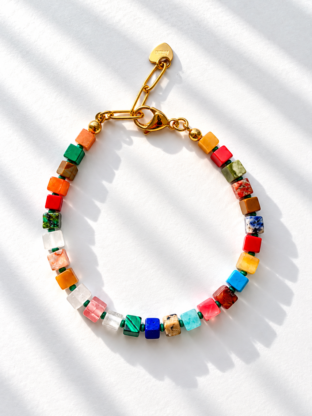 Color Cubes – Naturstein Armband mit Würfelperlen