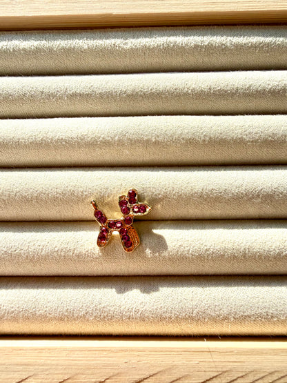 Broschen – Vergoldete Anstecker mit verspielten Motiven