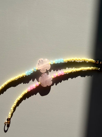Lemon Bloom – Rosenquarz Armband mit bunten Glasperlen – handgefertigt