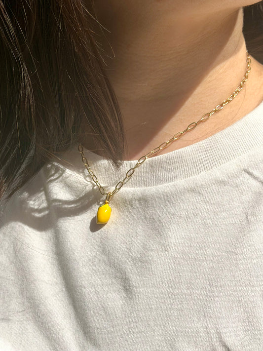 Limoné – Goldene Kette mit Zitronen Anhänger & Edelstahl 18k vergoldet