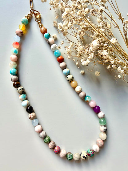 Candy Joy – 18k gold-plated gemstone necklace with a colorful mix of stones – handmade