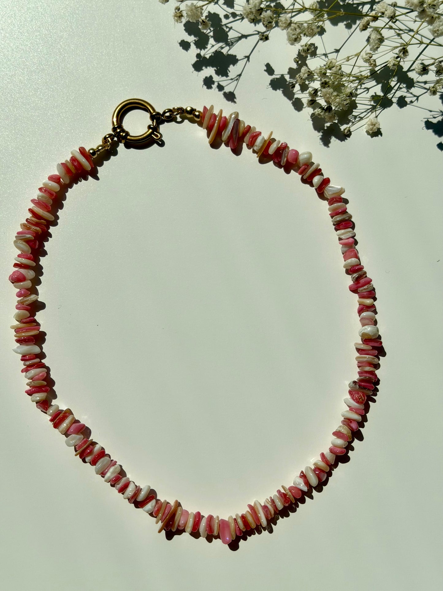 Shell Glow – Muschel Kette in Pink/Rose & Creme Tönen – handgefertigt