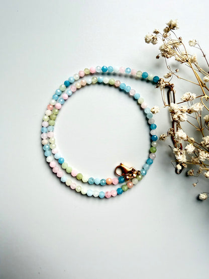 Soft Aura – Necklace made of faceted morganite stones – handmade