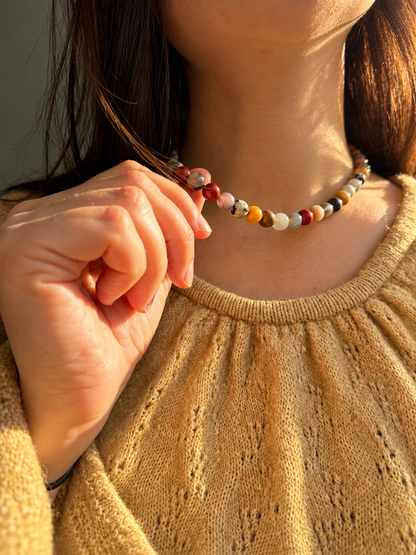 Earth Muse – Edelstein Halskette mit Jaspis, Achat & Natursteinen – handgefertigt