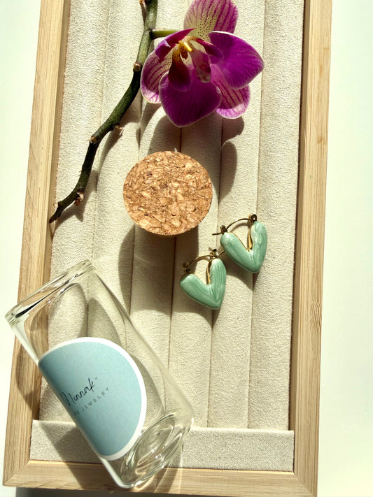 Amour Heart – Herz Ohrringe in Goldoptik