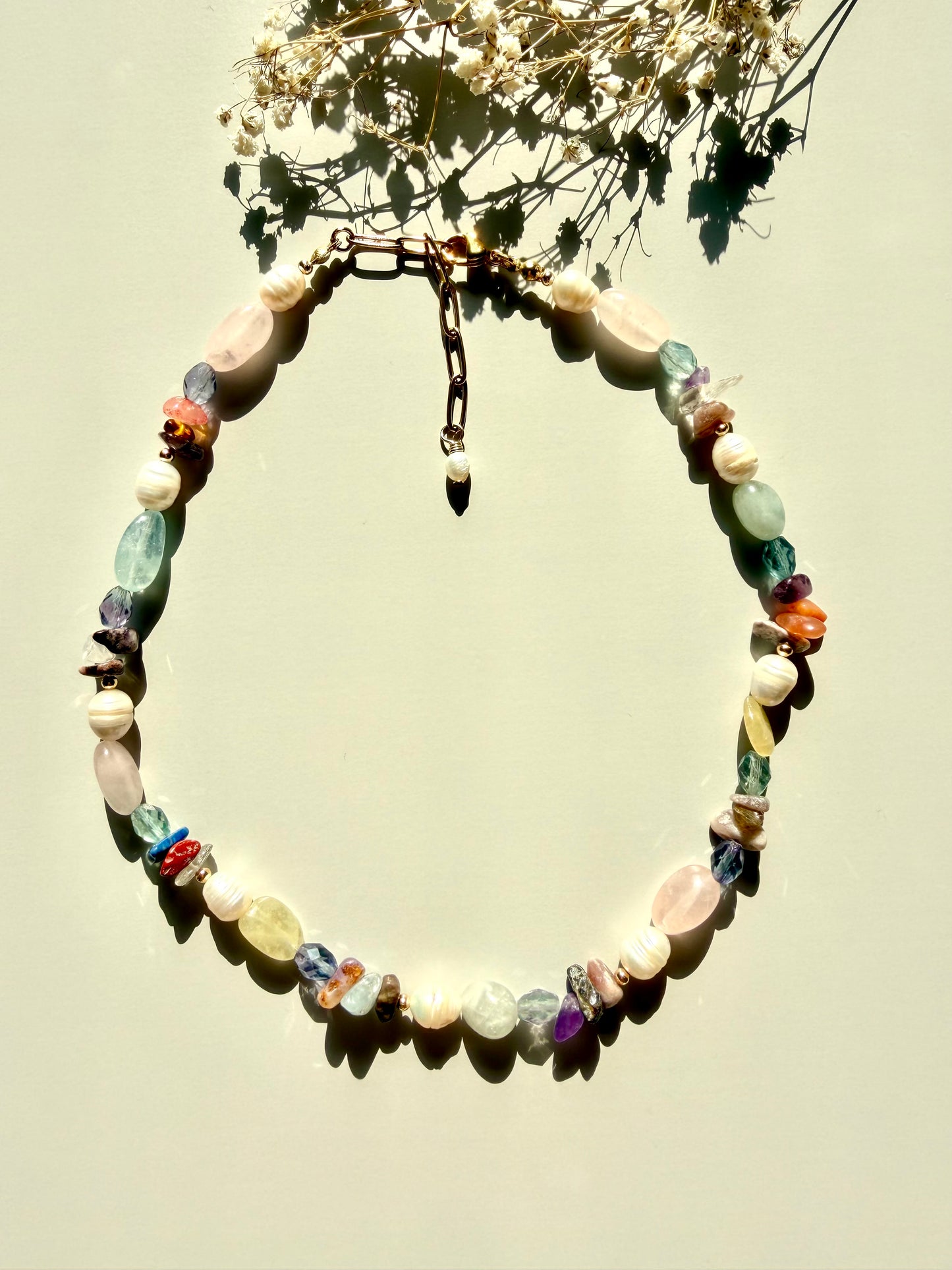 Necklace with gemstone mix &amp; freshwater pearls • Unique pearl shapes • 18k gold-plated