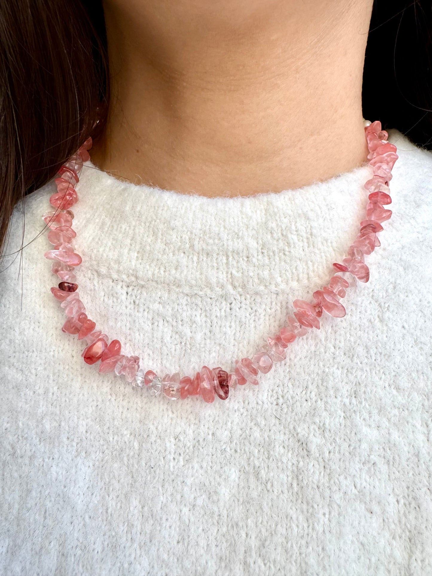 Gem Chip Necklace – 18k vergoldete Halskette mit Edelsteinchips in 4 Farben