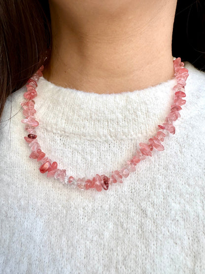 Gem Chip Necklace – 18k vergoldete Halskette mit Edelsteinchips in 4 Farben