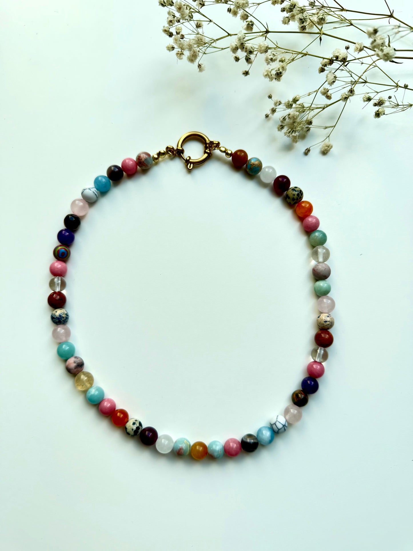 Candy Joy – 18 k vergoldete Edelstein-Halskette mit buntem Steinmix – handgefertigt