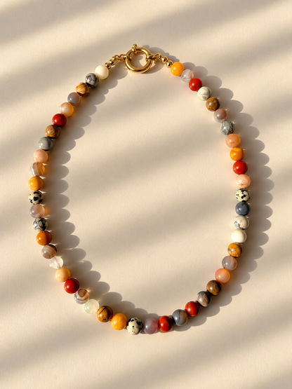 Earth Muse – Edelstein Halskette mit Jaspis, Achat & Natursteinen – handgefertigt