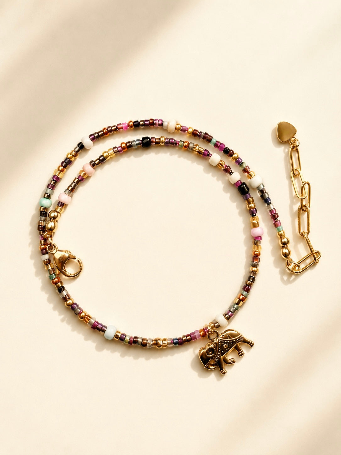 Happy Pearls No. 4 – Halskette mit bunten Glasperlen & Elefanten Anhänger – Edelstahl 18k vergoldet