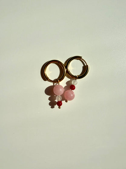 Blush Candy – Ohrringe mit Morganit, Mondstein & Koralle – handgefertigt