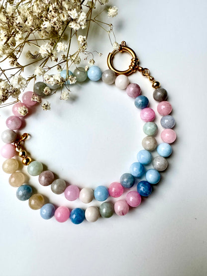 Bubble – Halskette aus Morganit-Edelsteinen mit 18k vergoldetem Verschluss – handgefertigt