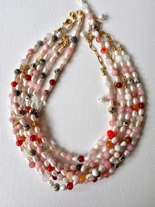 Rosa Edelstein-Halskette • Süßwasserperlen & 18k vergoldet