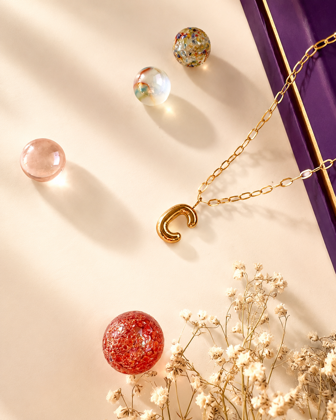 Bubble Letter Pendant – Balloon-style necklace, handmade
