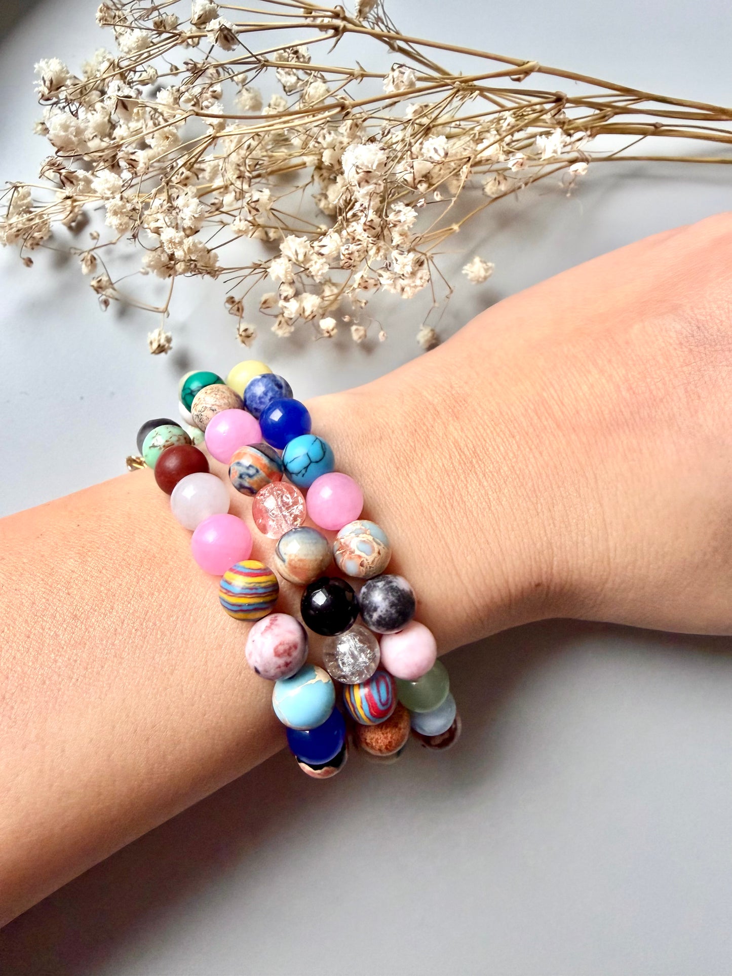 Candy Joy – 18k gold-plated gemstone bracelet with a colorful mix of stones – handmade