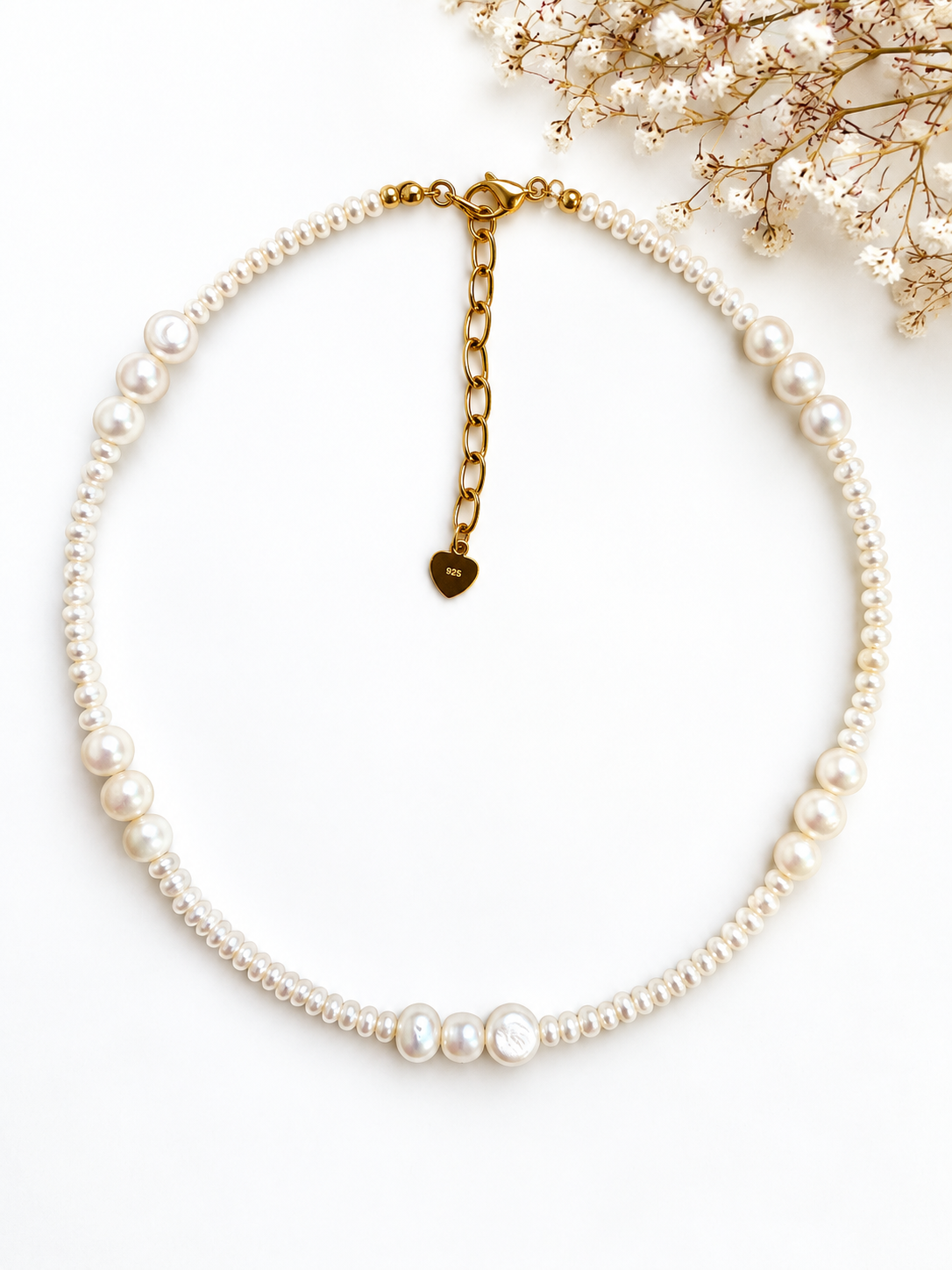 Pearl Essence – Süßwasserperlen Kette mit goldener Gliederkette – Ansicht 4