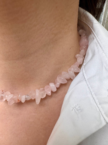 Gem Chip Necklace – 18k vergoldete Halskette mit Edelsteinchips in 4 Farben
